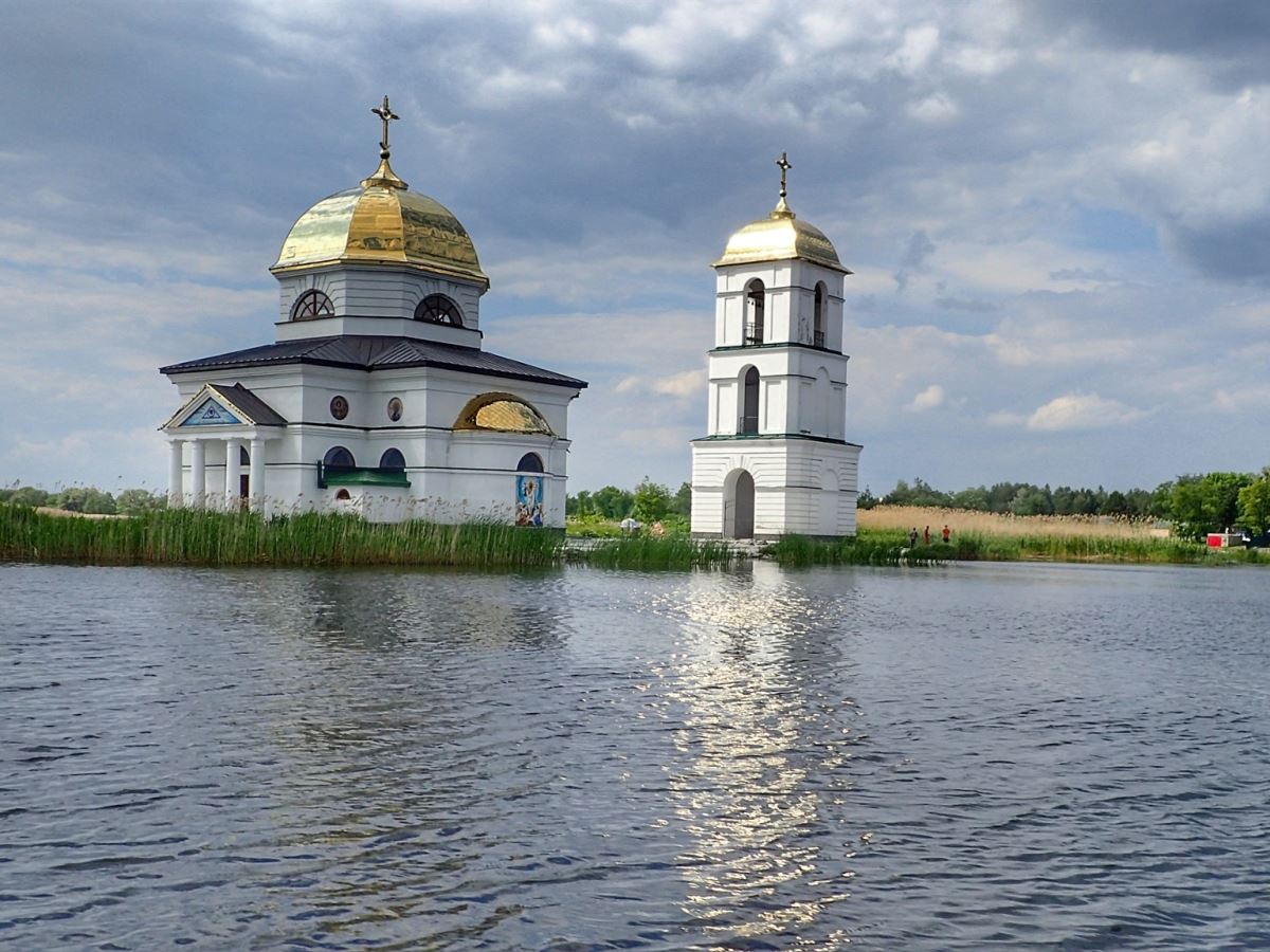 Holy Transfigurion Church on the Dnepr