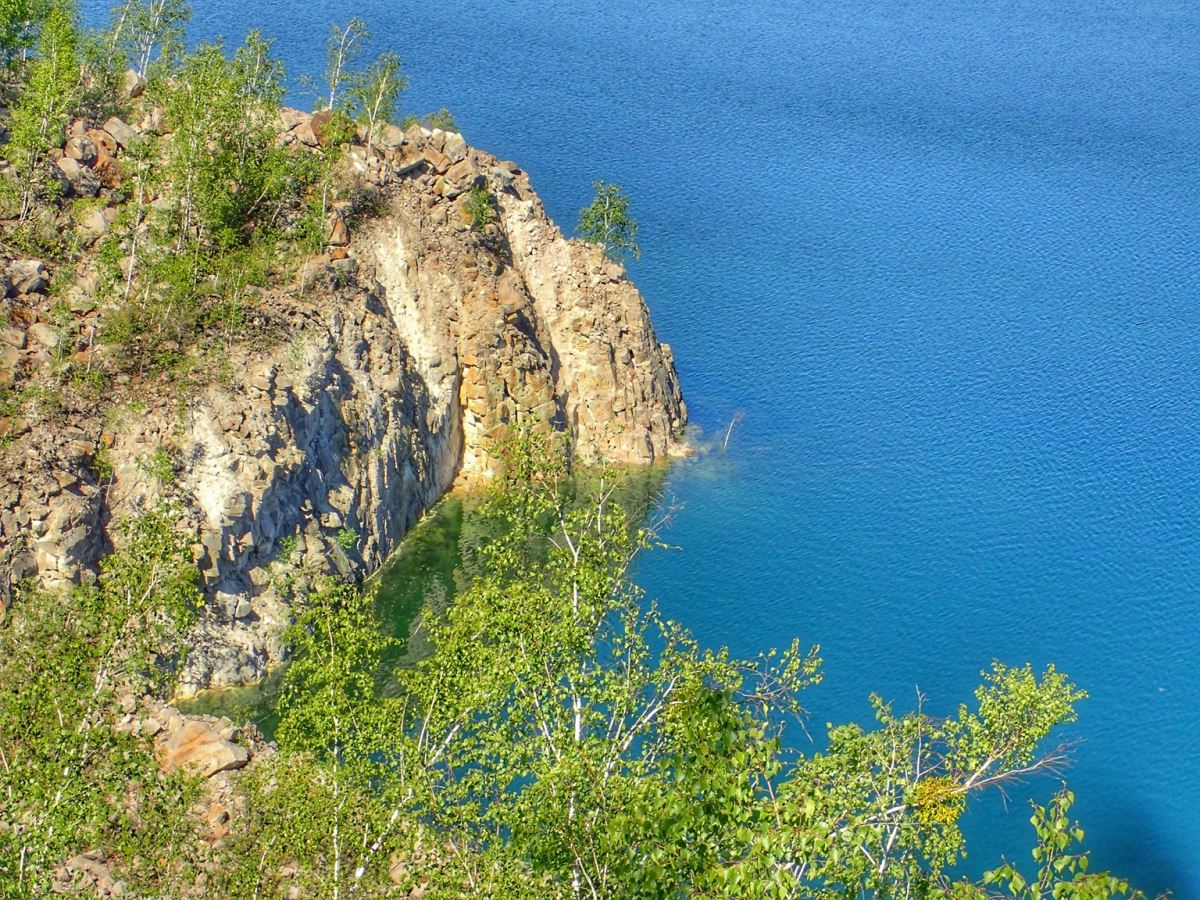 Old Huge Granite Quarry