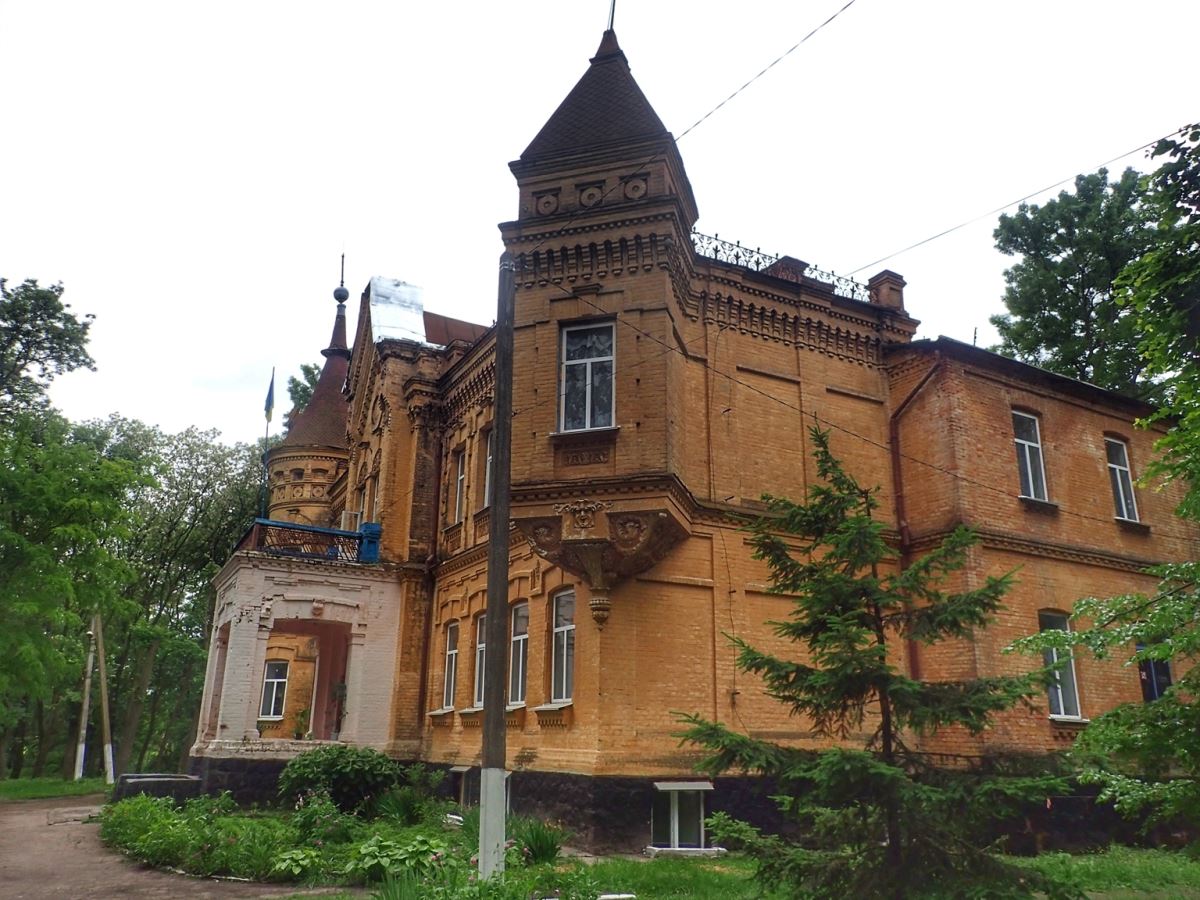 Palace Uvarova