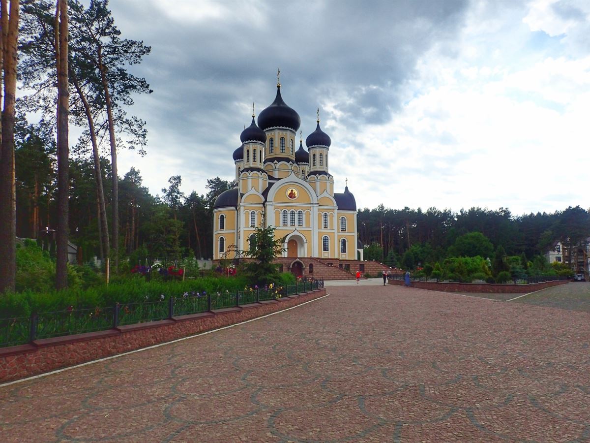 Womans Monastery Holy Martyr Anastasia Rimlyanyni