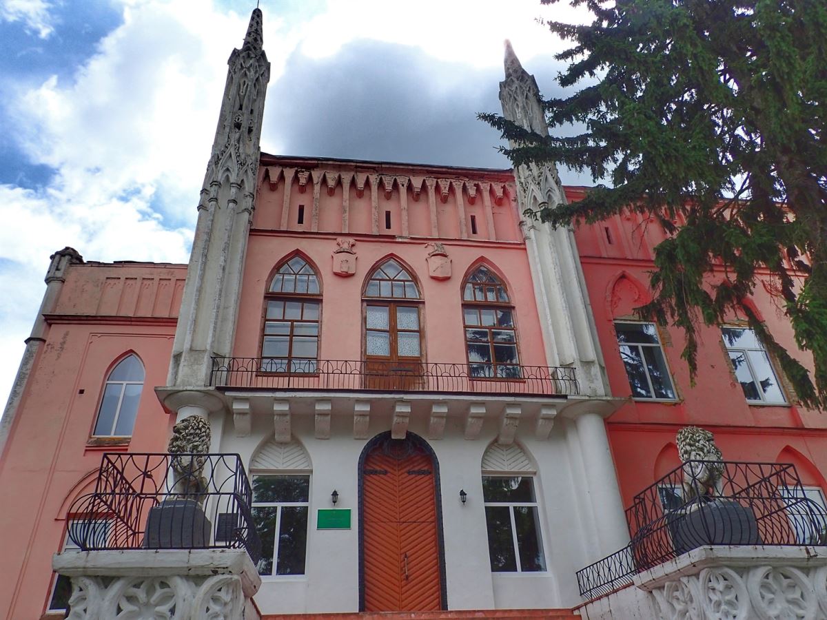 Vitoslavsky Palace, Chernyatin