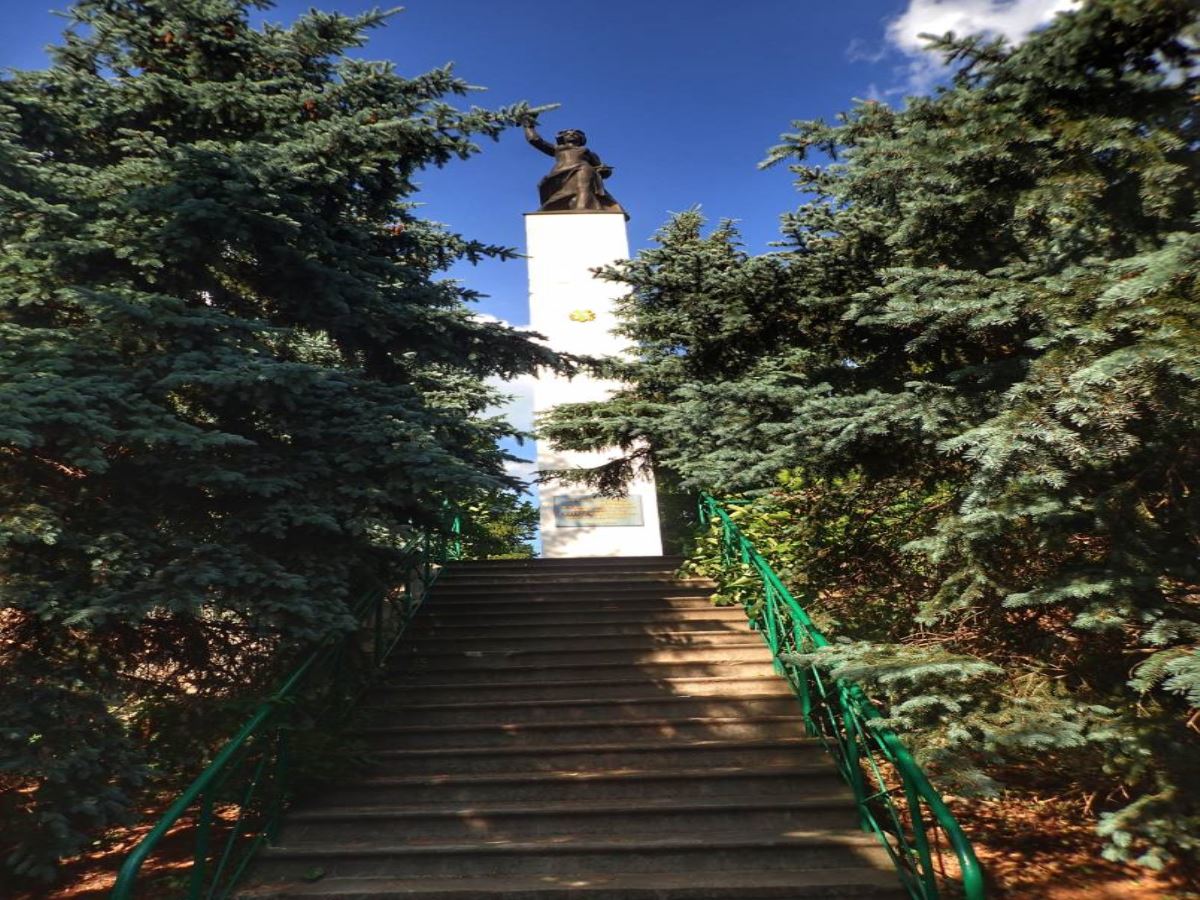 WW2 Memorial in Sushkiva