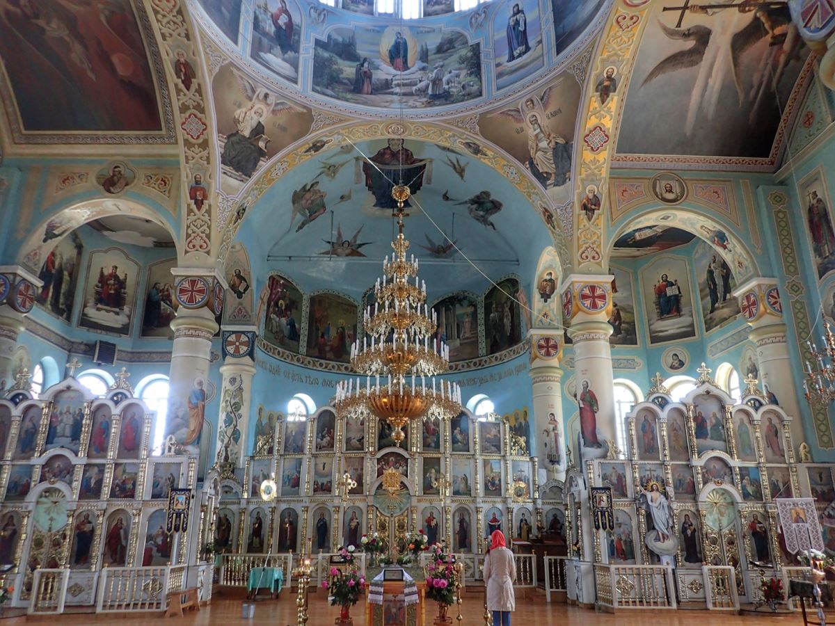 Pokrovsky Cathedral, Cmila