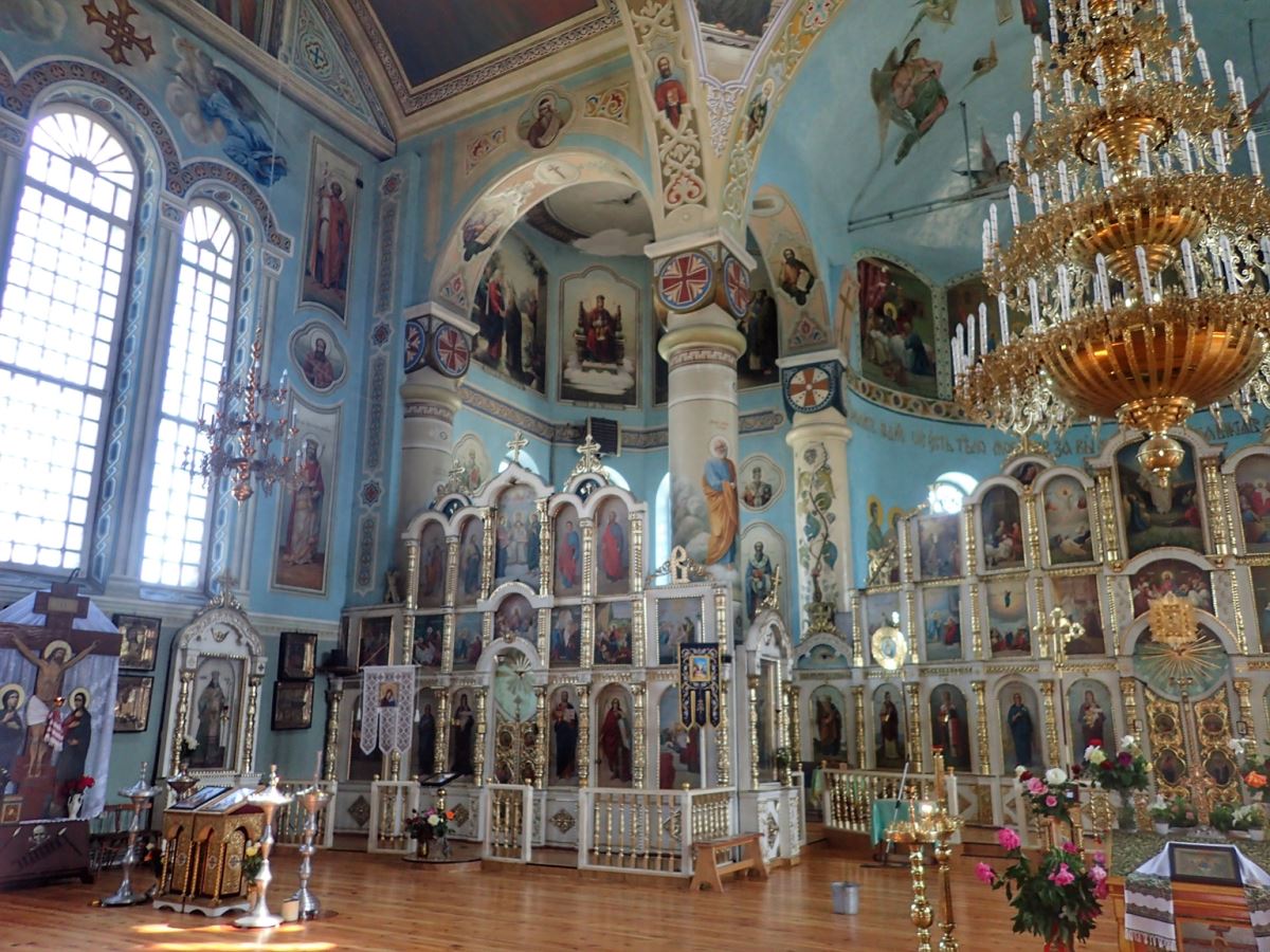 Pokrovsky Cathedral, Cmila