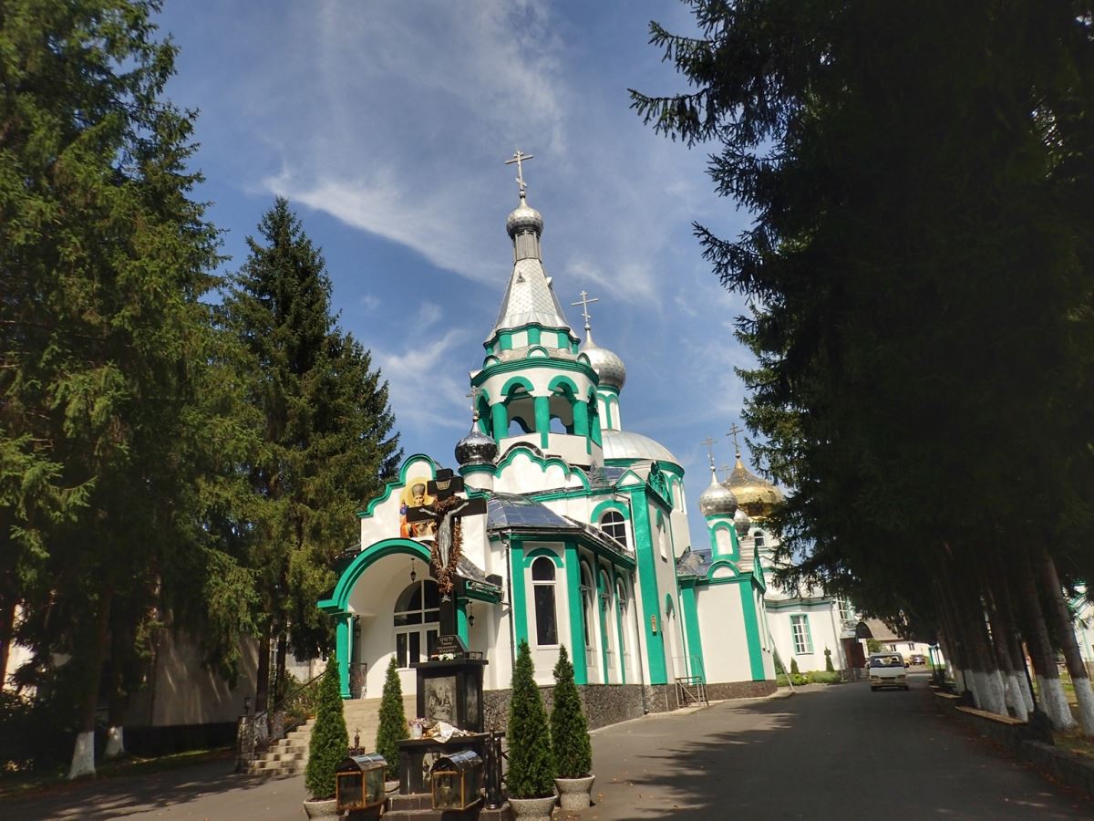 Nankivy Monastery 