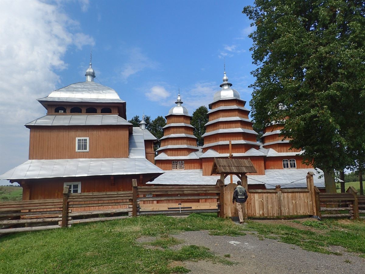 Church St. Dmytro Unesco (Matkov)
