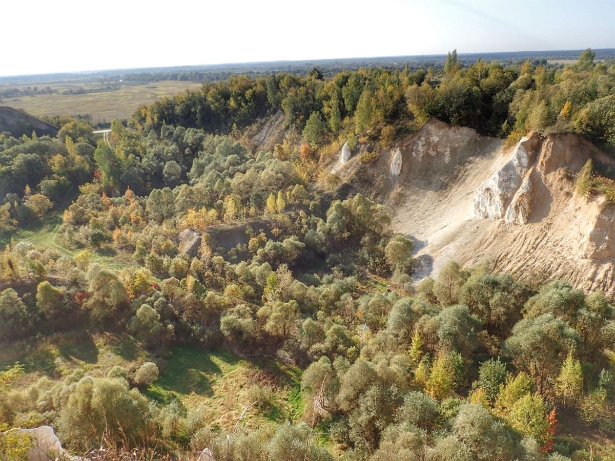 Белые скалы