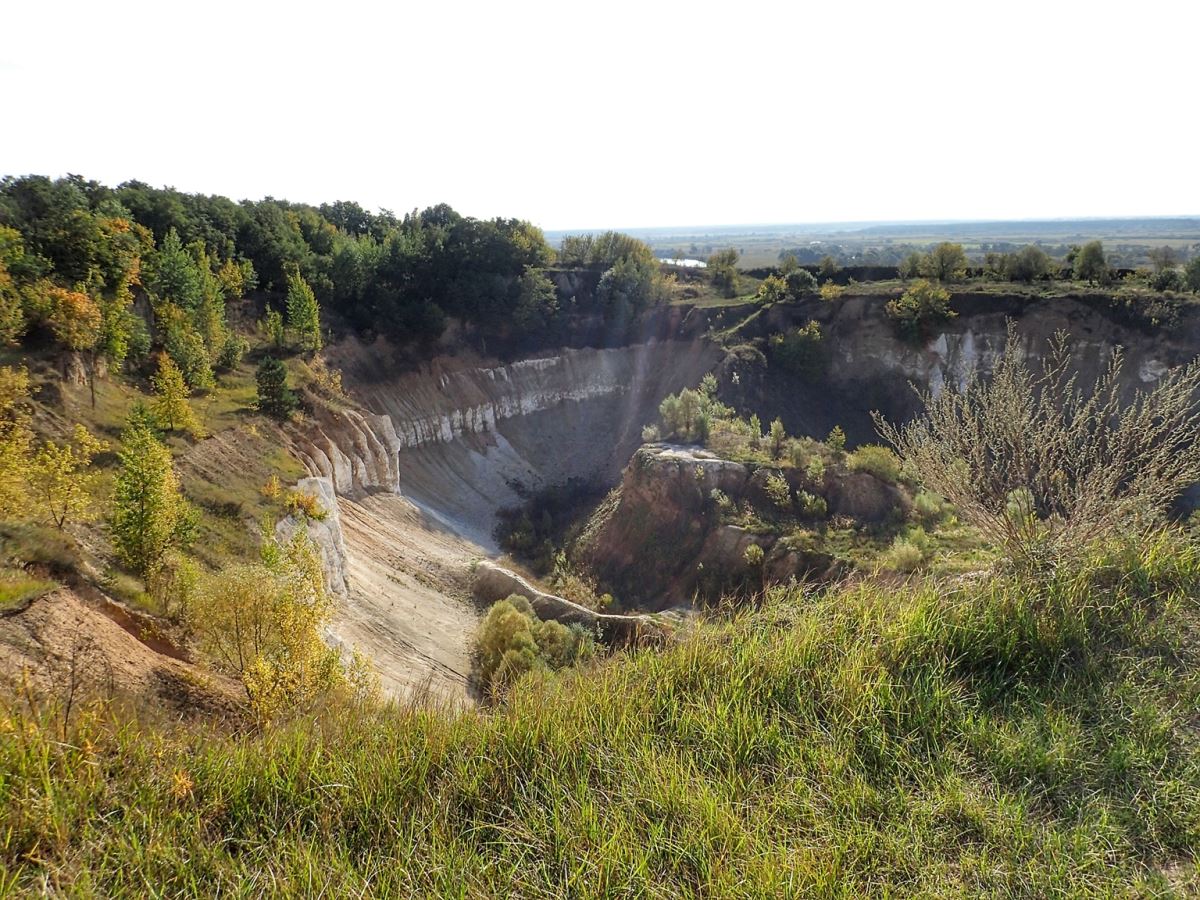 Белые скалы