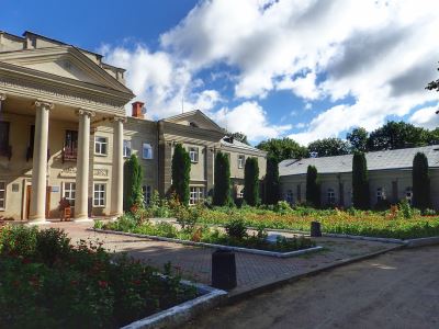 Palace Chetvertinskikh