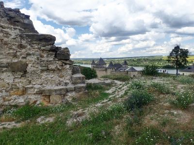 Khotyn Castle